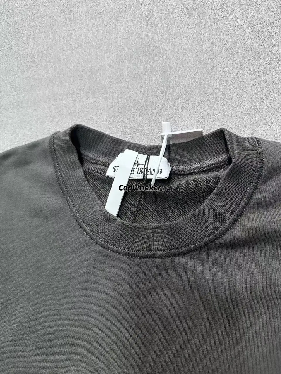 STONE ISLAND 24FW 石頭島 龍年系列限定款 後背神龍刺繡 長袖圓領衛衣大學T