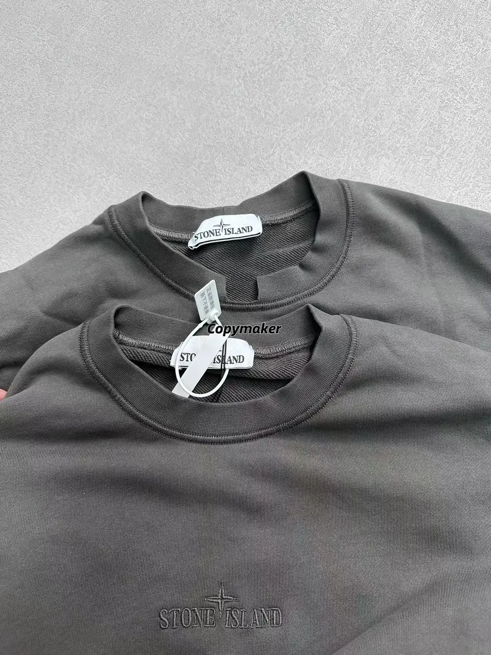 STONE ISLAND 24FW 石頭島 龍年系列限定款 後背神龍刺繡 長袖圓領衛衣大學T