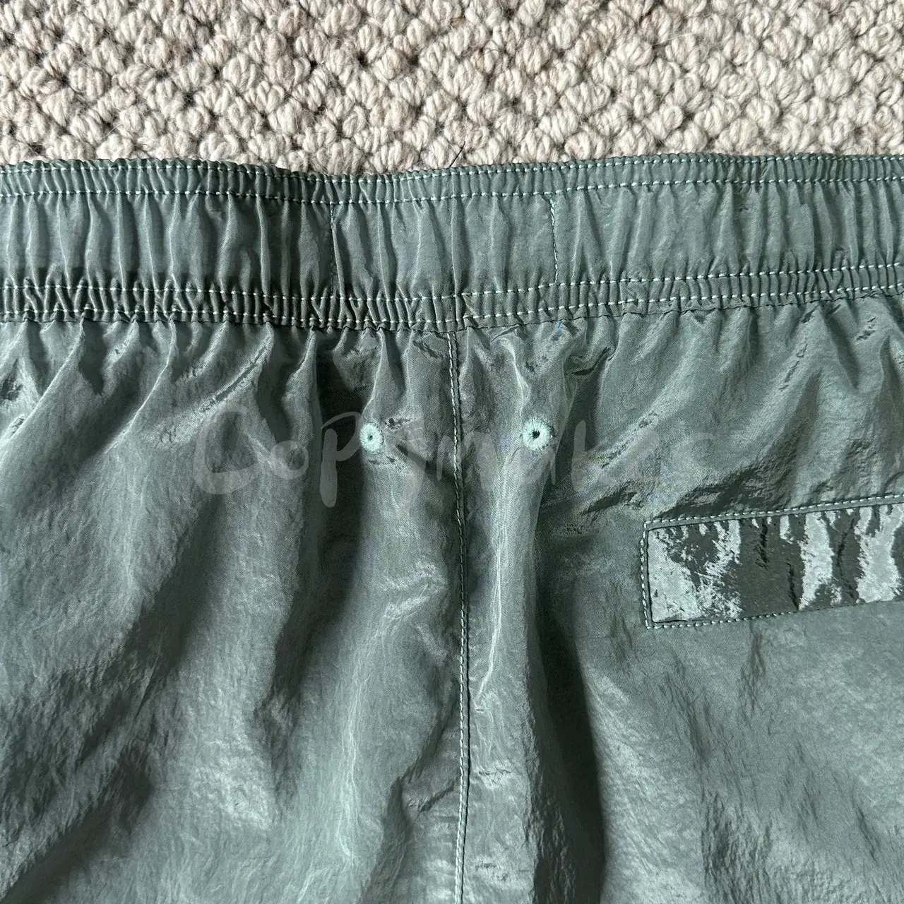 STONE ISLAND 23SS 石頭島 純色 金屬尼龍 短褲休閒褲沙灘褲