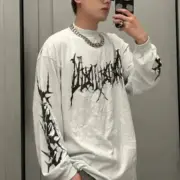 巴黎 BLC 24FW 歌德字母開裂印花 水洗破壞 長袖T恤衛衣大學T 冷白色：圖片 4