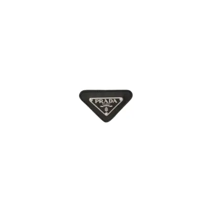 【預售】【過驗】PRA 21SS Saffiano 原廠三角牌三角標徽章皮革 胸針飾品墜飾 黑色