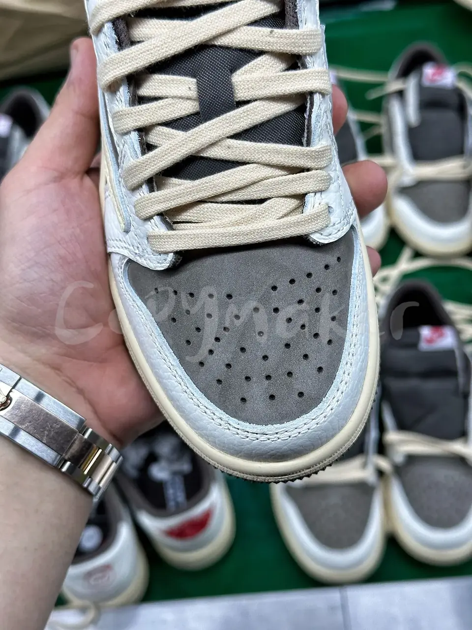 【預售】Travis Scott x AJ1 Low OG “Reverse Mocha” 聯名 反轉摩卡 白棕 倒鉤 童鞋 中童 AJ1