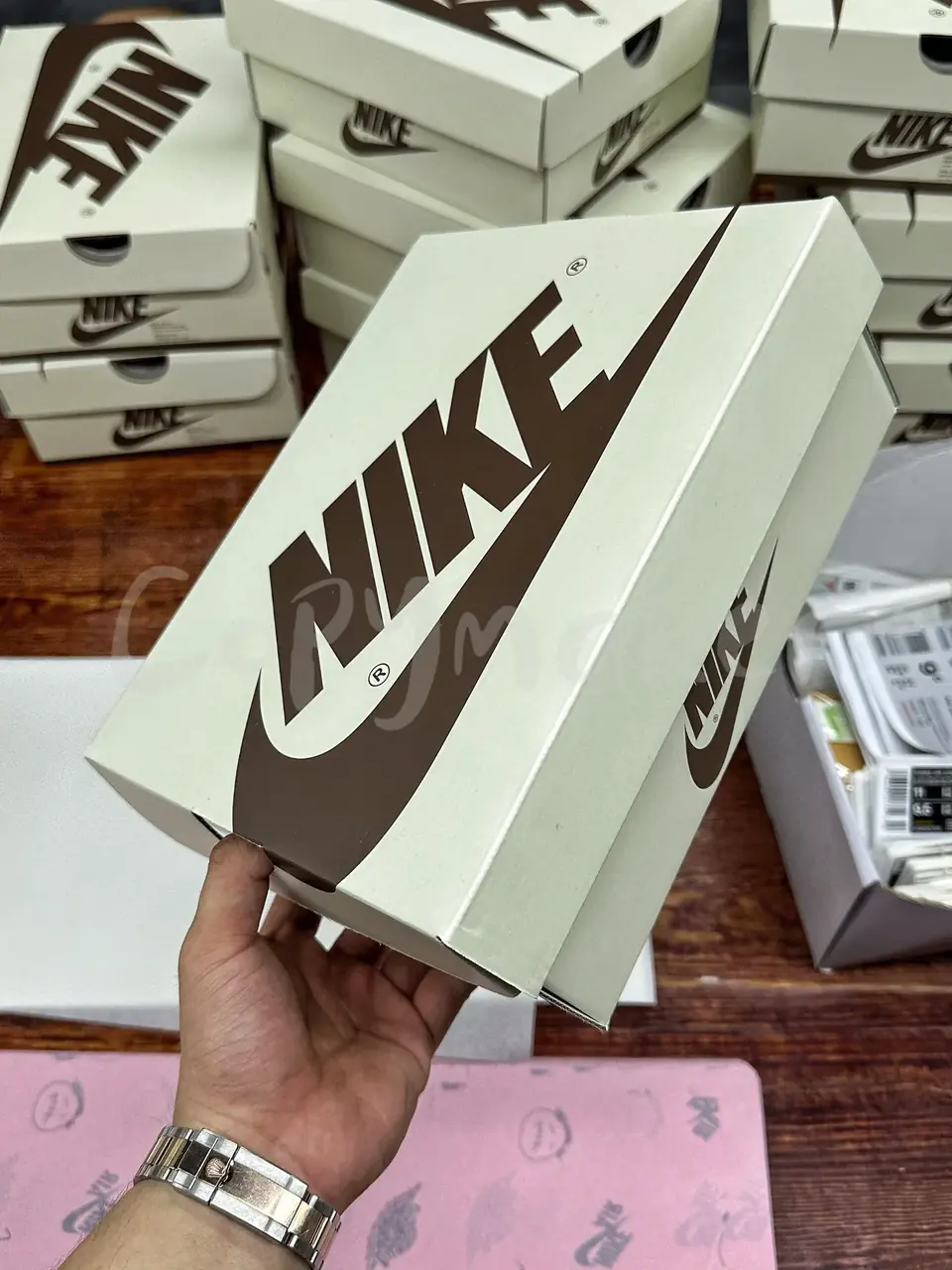 【預售】Travis Scott x AJ1 Low OG “Reverse Mocha” 聯名 反轉摩卡 白棕 倒鉤 童鞋 中童 AJ1