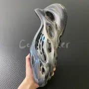 【現貨】YEEZY Foam Runner "MX Cinder" 黑炫彩 洞洞鞋 洞洞拖 拖鞋 YZY ID4126：圖片 8