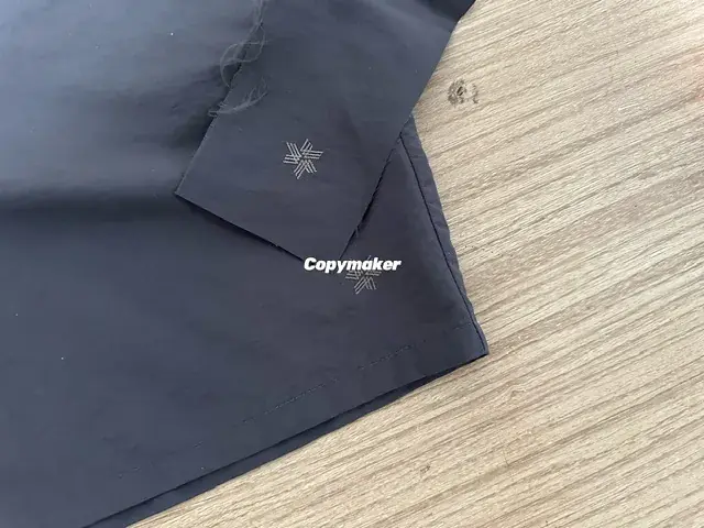 【預售】Goldwin 25ss 經典刺繡logo 防潑水吸濕排汗 運動短褲休閒褲褲子 杜邦特氟龍