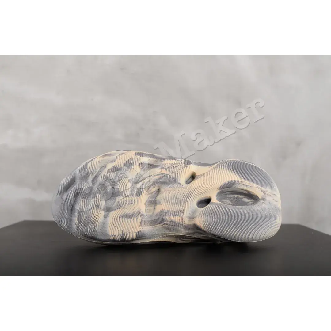 【現貨】YEEZY Foam Runner