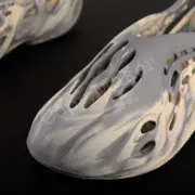【現貨】YEEZY Foam Runner "MXT Moon Grey" 迷彩 洞洞鞋 洞洞拖 拖鞋 YZY GV7904：圖片 6