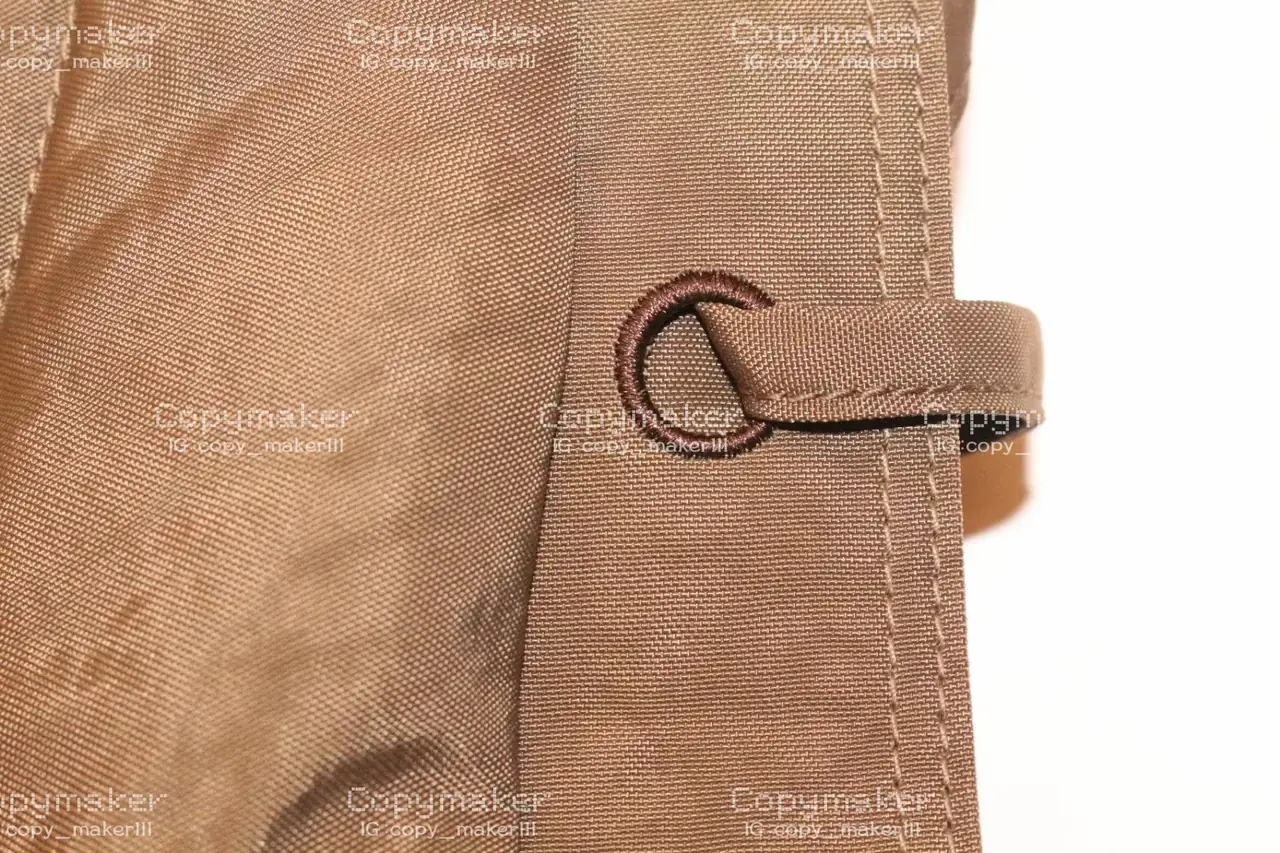 【現貨】LEMAIRE Soft Game Crossbody Bag 尼龍 牛角包流浪包可頌包側背包斜背包 大號