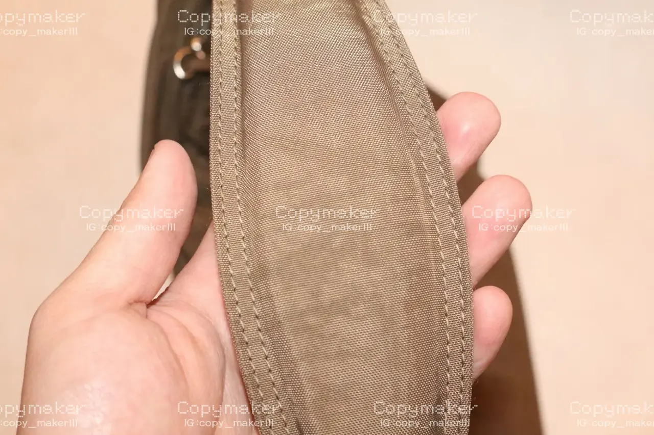 【現貨】LEMAIRE Soft Game Crossbody Bag 尼龍 牛角包流浪包可頌包側背包斜背包 大號