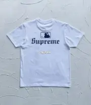 【預售】Sup x MLB FW25 WEEK17 Team Tee NY 草寫字母後背圖像短袖T恤 黑/白：圖片 9