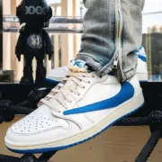 【預售】Travis Scott x Fragment Design x Air Jordan 1 三方聯名 白藍 10.0 閃電 倒鉤 AJ1：圖片 4
