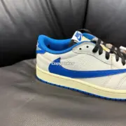 【預售】Travis Scott x Fragment Design x Air Jordan 1 三方聯名 白藍 10.0 閃電 倒鉤 AJ1：圖片 6
