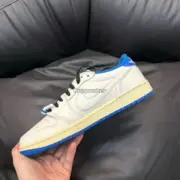 【預售】Travis Scott x Fragment Design x Air Jordan 1 三方聯名 白藍 10.0 閃電 倒鉤 AJ1：圖片 10