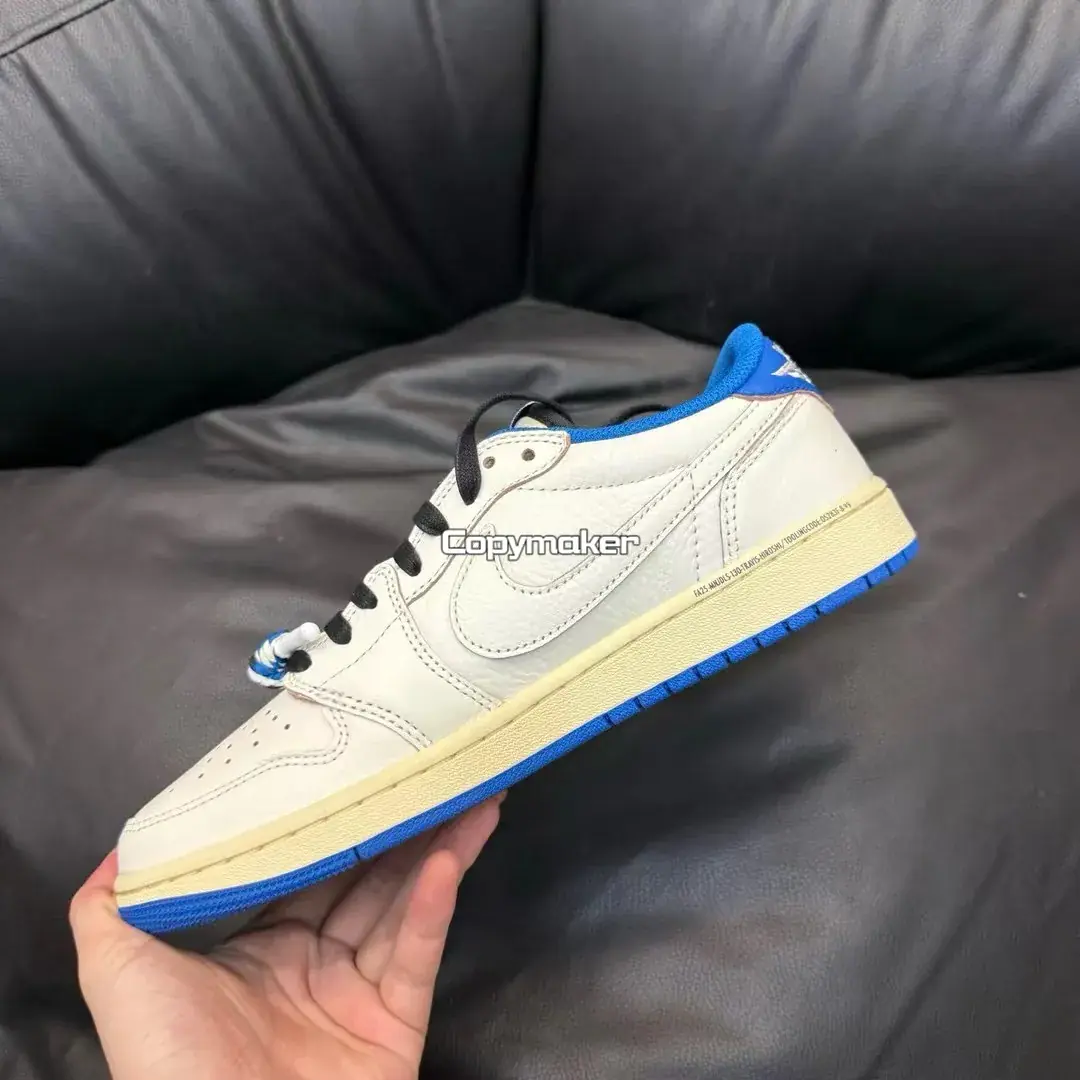 【預售】Travis Scott x Fragment Design x Air Jordan 1 三方聯名 白藍 10.0 閃電 倒鉤 AJ1