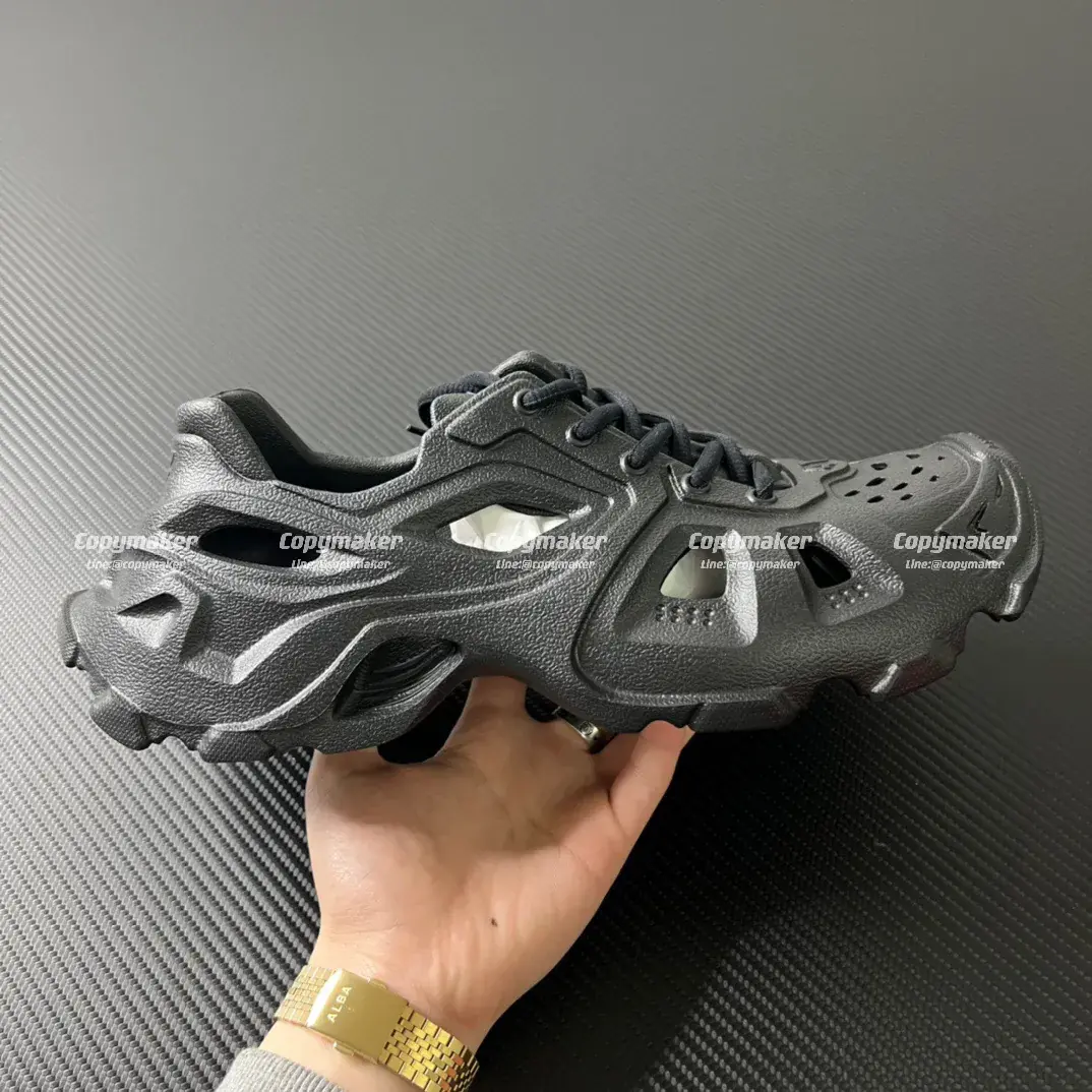 【預售】巴黎 BLC 22FW HD cut-out rubber sneakers 洞洞鞋 拖鞋 懶人鞋 休閒鞋