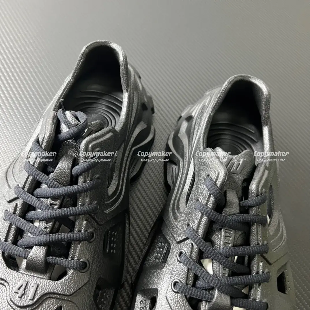 【預售】巴黎 BLC 22FW HD cut-out rubber sneakers 洞洞鞋 拖鞋 懶人鞋 休閒鞋