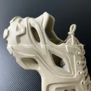 【預售】巴黎 BLC 22FW HD cut-out rubber sneakers 洞洞鞋 拖鞋 懶人鞋 休閒鞋：圖片 15