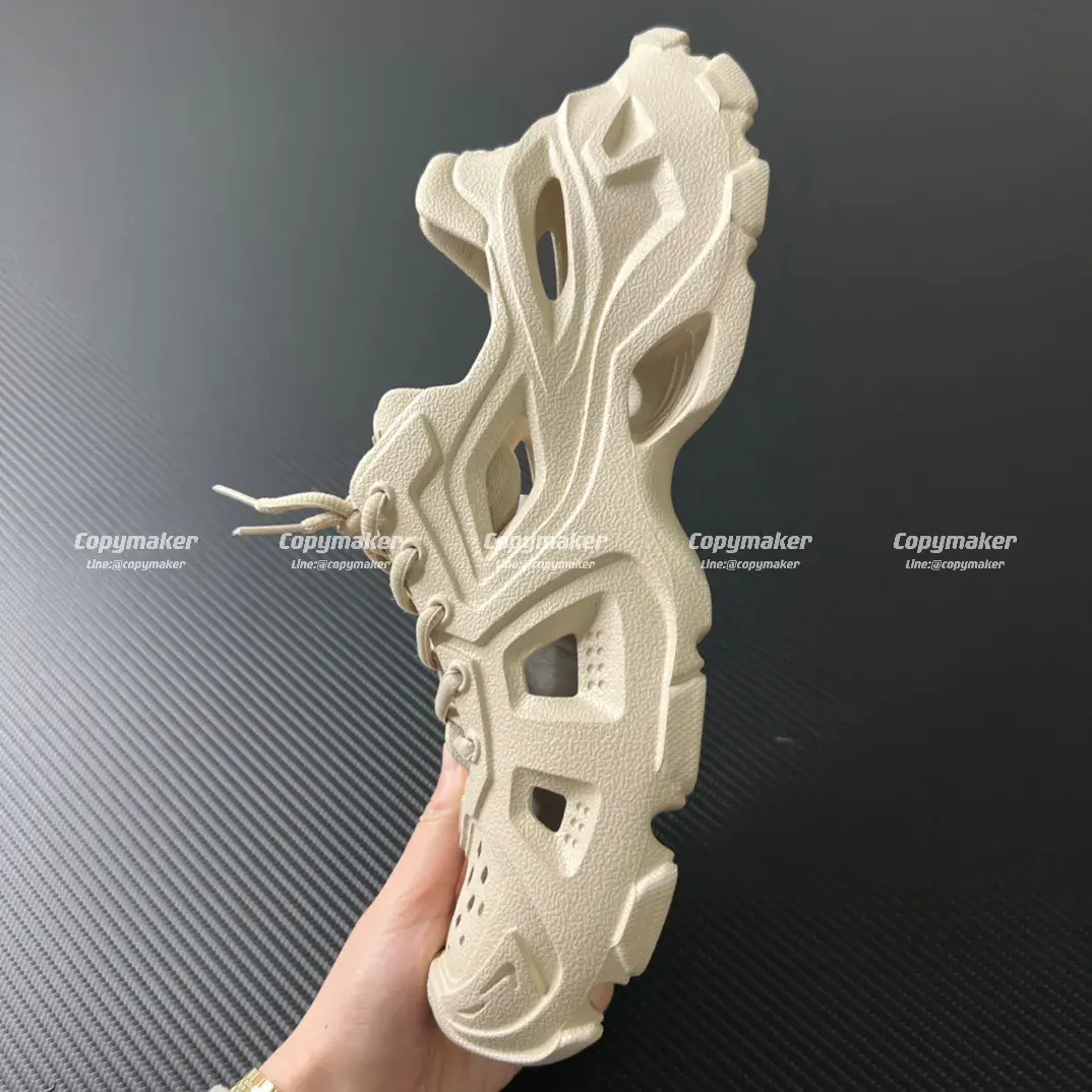 【預售】巴黎 BLC 22FW HD cut-out rubber sneakers 洞洞鞋 拖鞋 懶人鞋 休閒鞋
