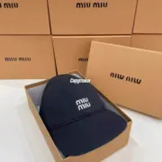 【現貨】M1U M1U 25FW 繆繆 刺繡logo 撞色抽繩 鴨舌帽棒球帽老帽帽子 四色：圖片 6