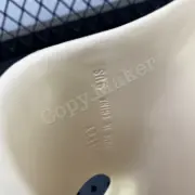 【現貨】YEEZY Slide “Bone” FW6345 kanye west YZY 拖鞋 鞋子 休閒拖 踩屎感 骨白：圖片 13