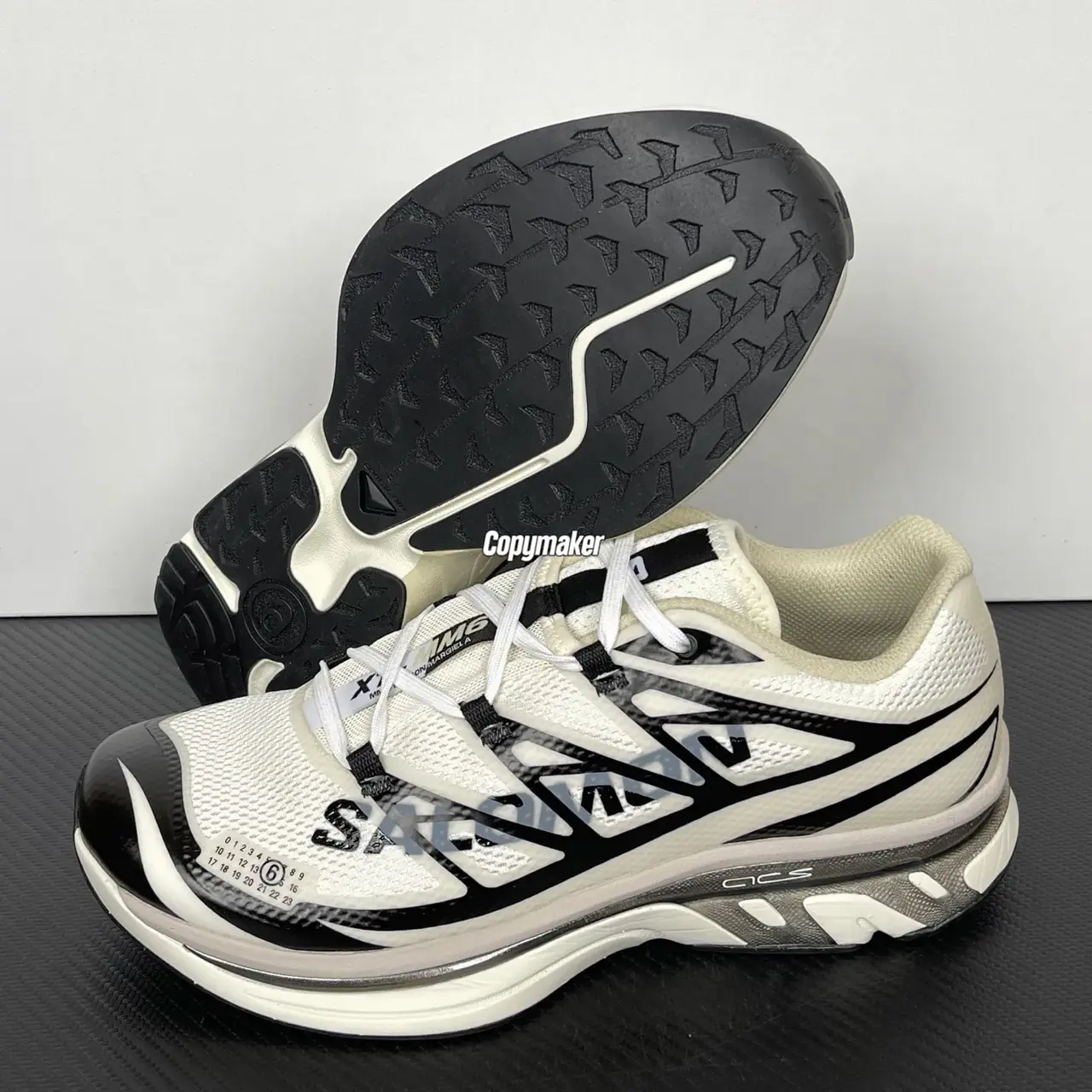 【預售】MM6 x Salomon XT-MM6 薩洛蒙 聯名 復古 運動鞋慢跑鞋休閒鞋 479494 馬吉拉 白黑