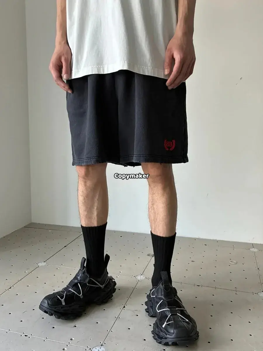【現貨】巴黎 BLC 22SS 經典 麥穗刺繡小破壞 短褲棉褲運動褲休閒褲 水洗黑