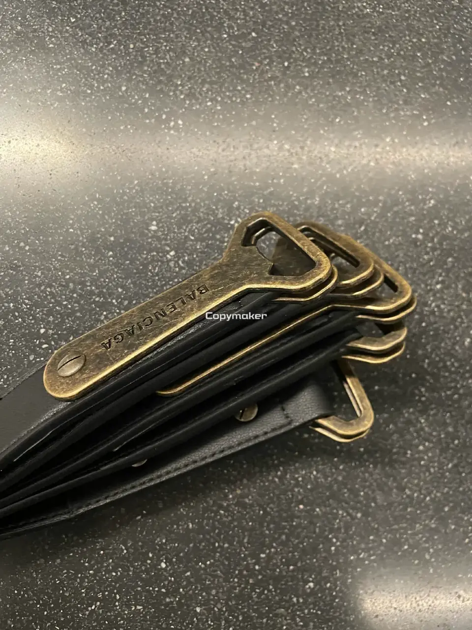 【現貨】【過驗】巴黎 BLC 25SS 秀款 黃銅做舊開瓶器開罐器頭層牛皮 皮帶腰帶 140cm