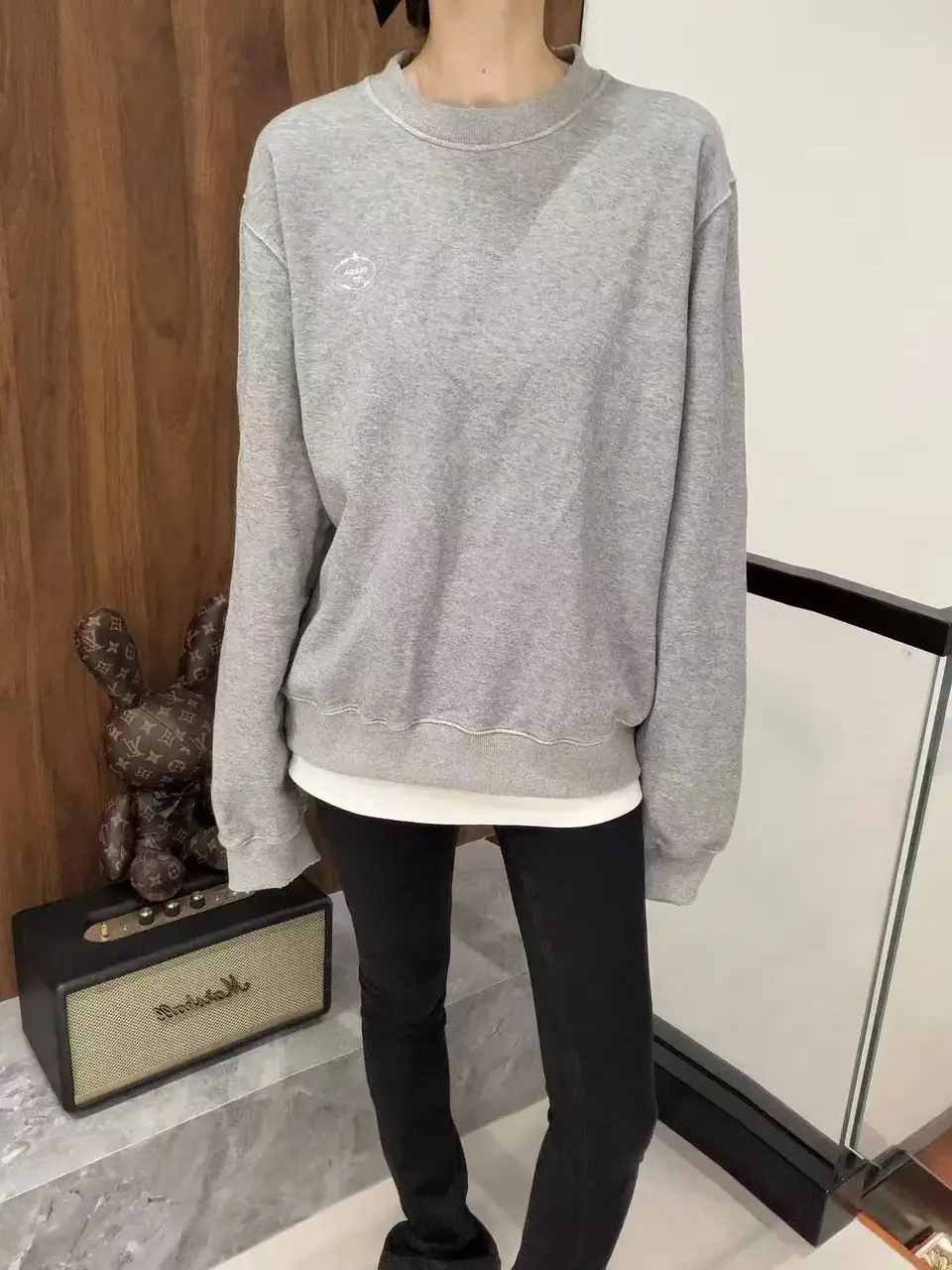 【預售】【福利回饋】PRA 24FW 仿舊水洗印花 後背三角標貼布 衛衣大學T長袖 灰色