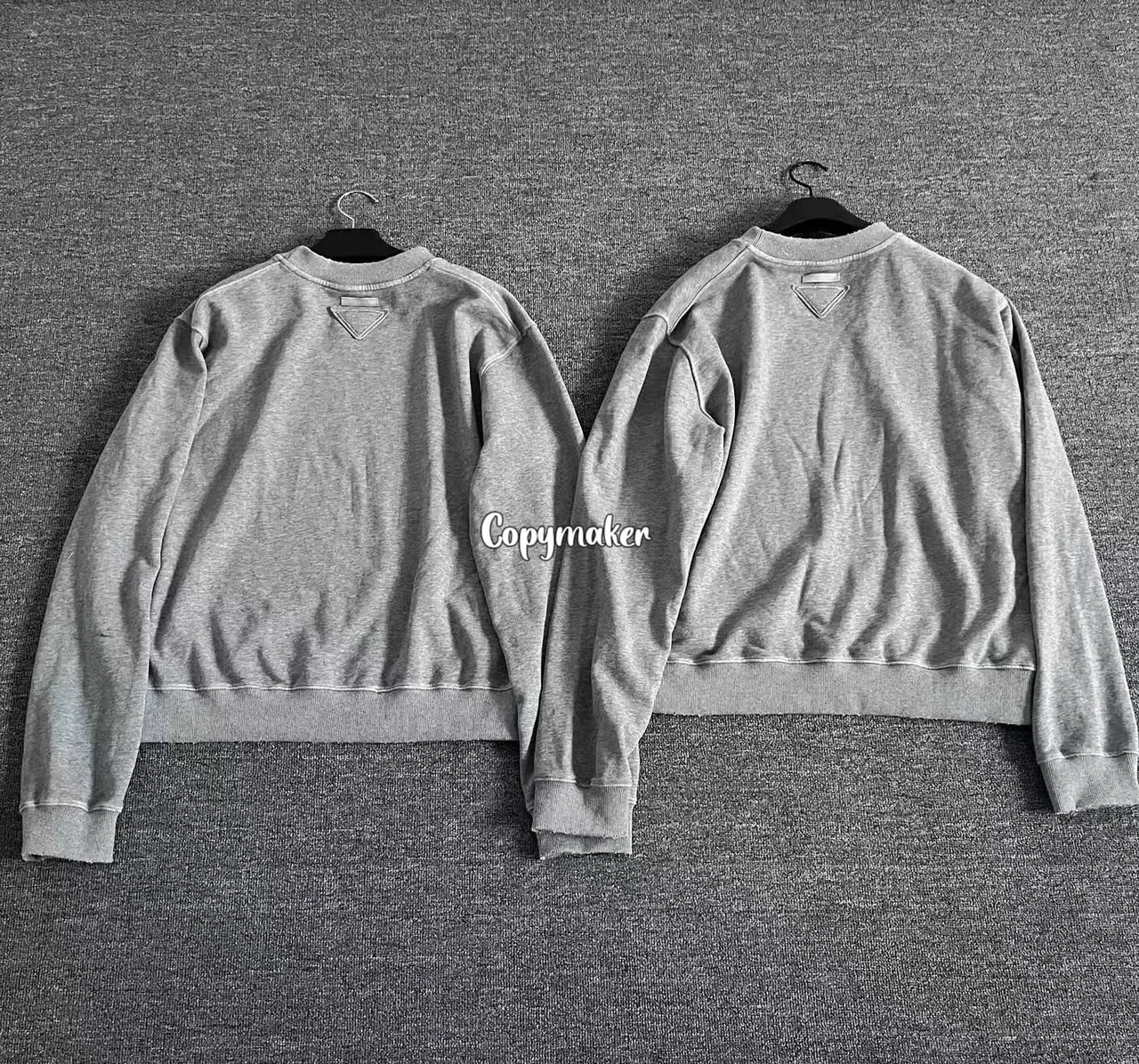 【預售】【福利回饋】PRA 24FW 仿舊水洗印花 後背三角標貼布 衛衣大學T長袖 灰色