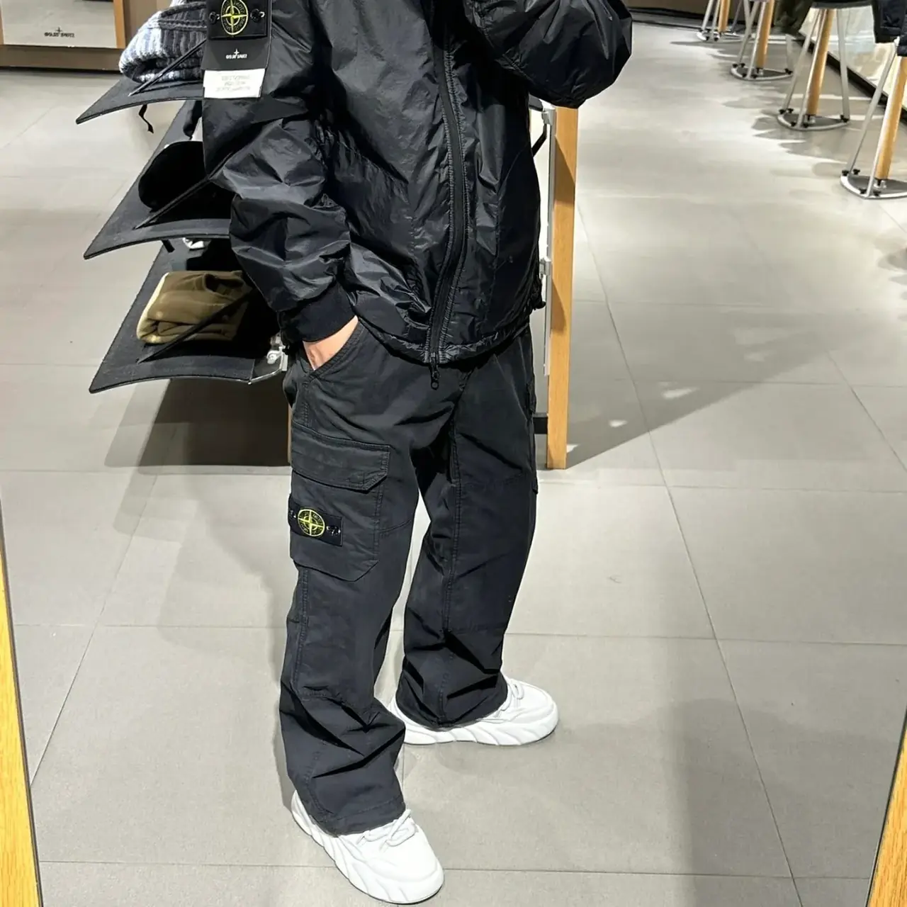 STONE ISLAND 23FW 石頭島 水洗多口袋工裝休閒長褲工裝褲直筒褲