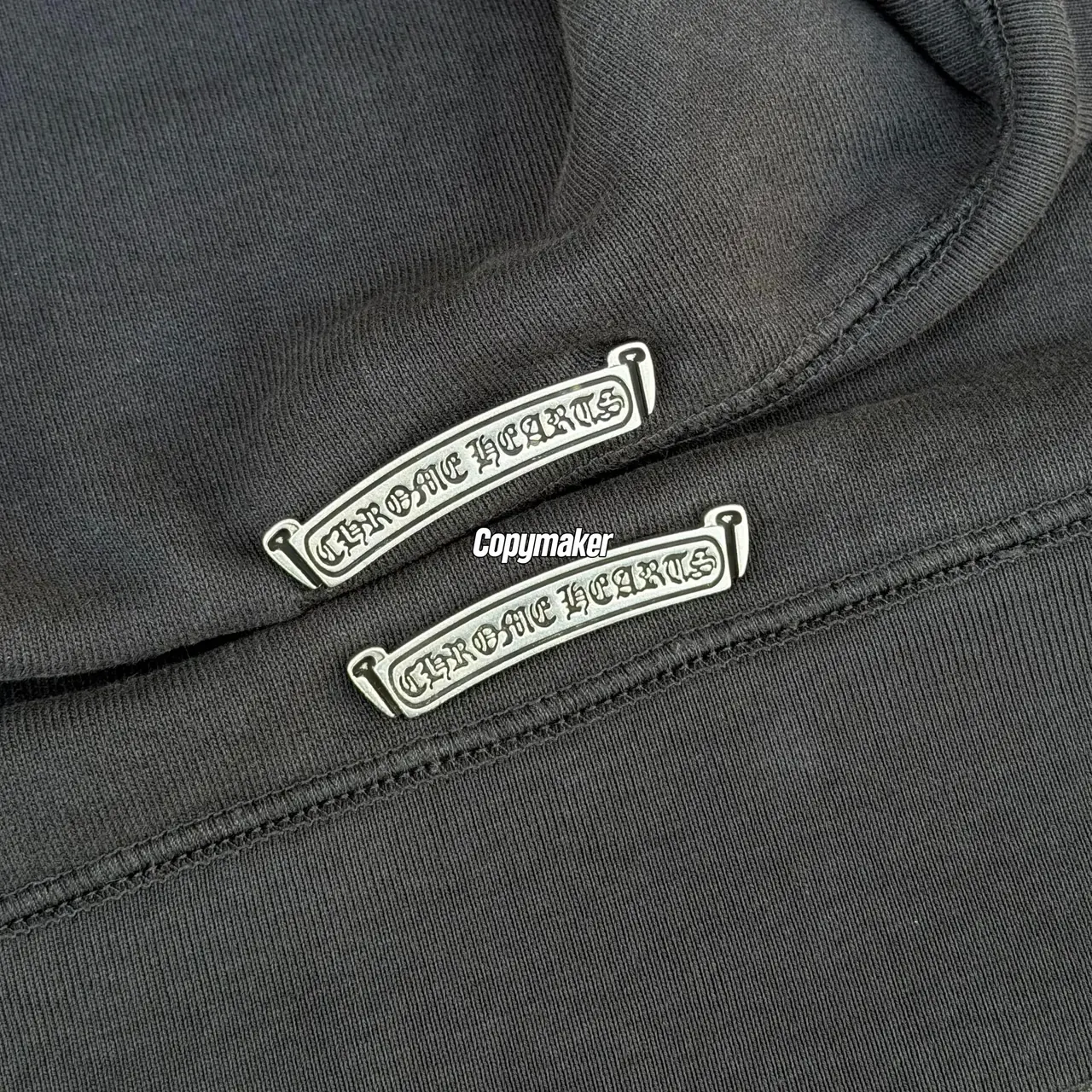 【現貨】Chrome Hearts 經典款 三十字架皮標 後背梵文金屬銘牌 拉鍊衛衣夾克連帽外套 黑色