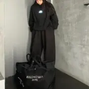 【現貨】【福利回饋】巴黎 BLC 24FW Activewear lb 運動支線 3M反光 圓領衛衣大學T：圖片 4