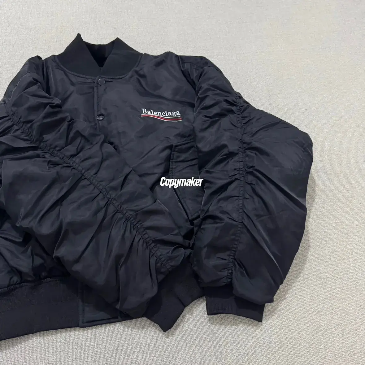 【預售】【福利回饋】巴黎 BLC 23FW 可樂波浪經典logo 彎刀尼龍 飛行夾克外套 廓型 MA-1