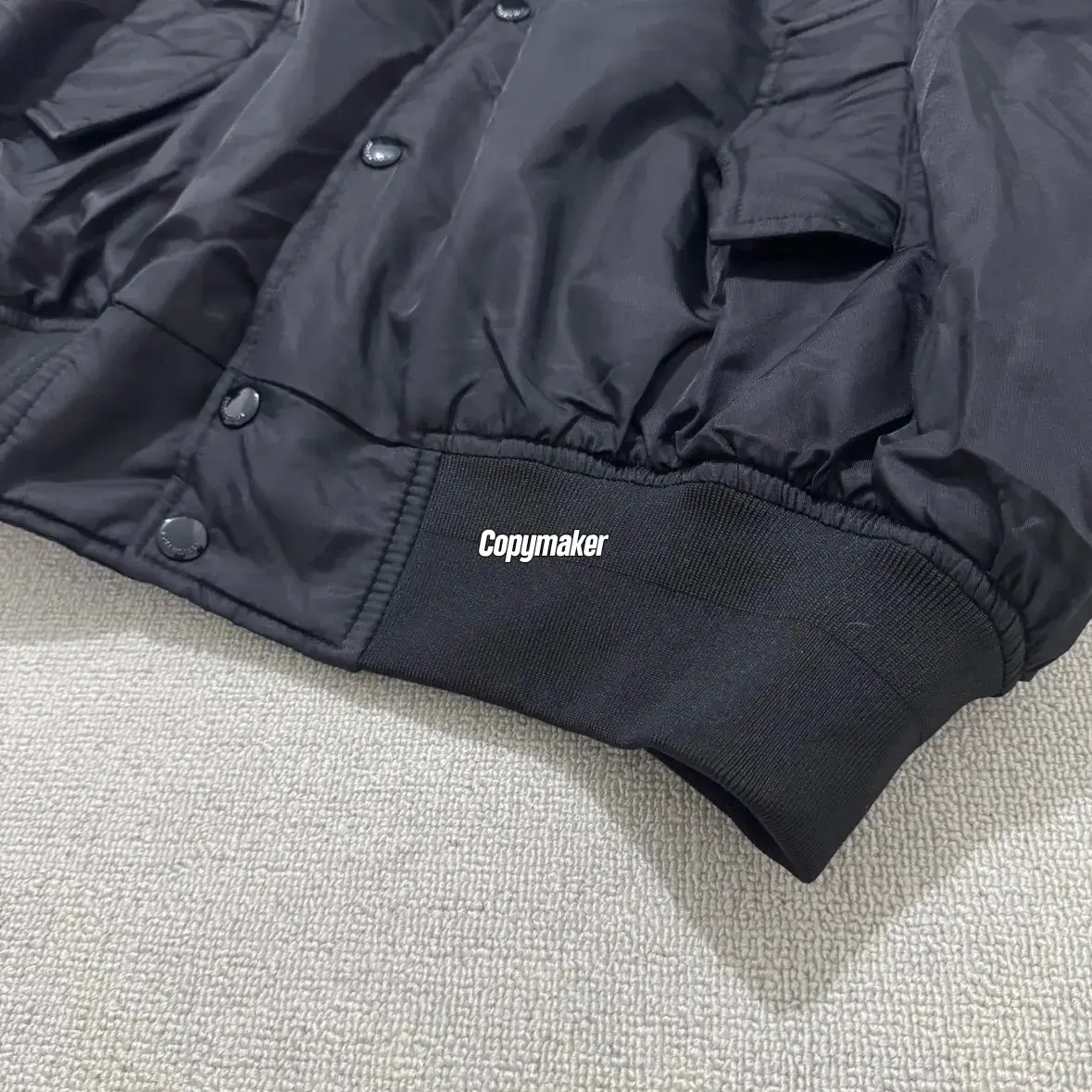 【預售】【福利回饋】巴黎 BLC 23FW 可樂波浪經典logo 彎刀尼龍 飛行夾克外套 廓型 MA-1