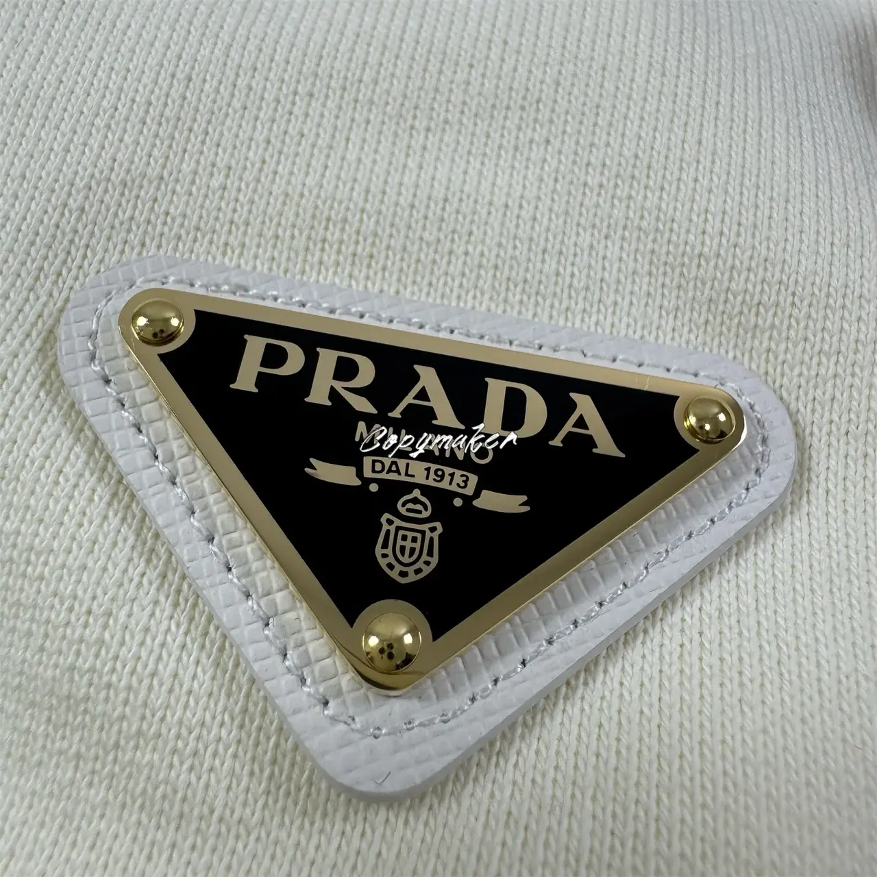 【現貨】【全套包裝】PRA 24FW 素色簡約 三角標小logo 鐵牌 帽T連帽衛衣長袖 米色