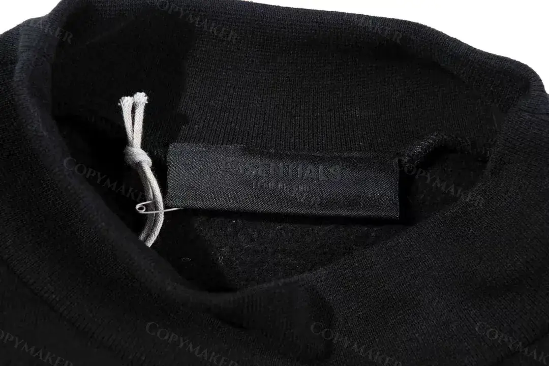 23SS FOG ESSENTIALS 副線 膠標 大學T圓領衛衣 FEAR OF GOD 玄青黑 圓弧字母