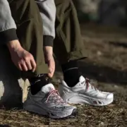 【預售】Moncler x HOKA ONE ONE Mafate Speed 2 聯名 慢跑鞋 休閒鞋：圖片 4