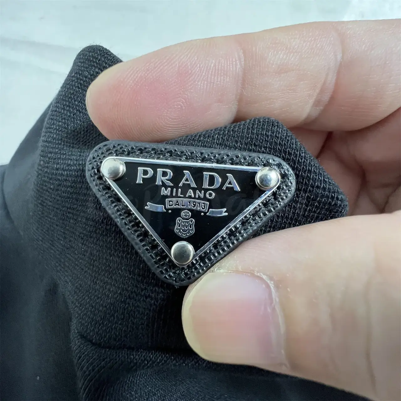 PRA 23FW 素色簡約 三角標小logo 鐵牌 高領長袖T恤 打底衫 內搭
