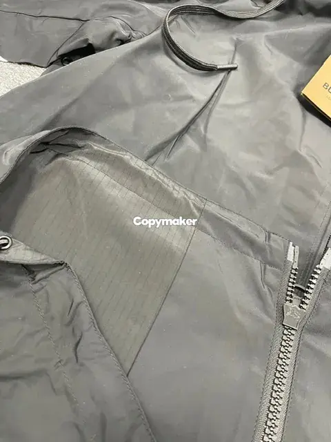 【預售】BR 22FW 後背戰馬印花logo 防水防風 風衣衝鋒衣防曬服外套夾克