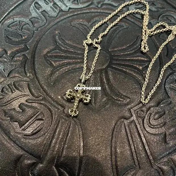 【現貨】Chrome Hearts 經典款 火焰十字架 項鍊吊墜 CH克羅心 白銅/925純銀 小號