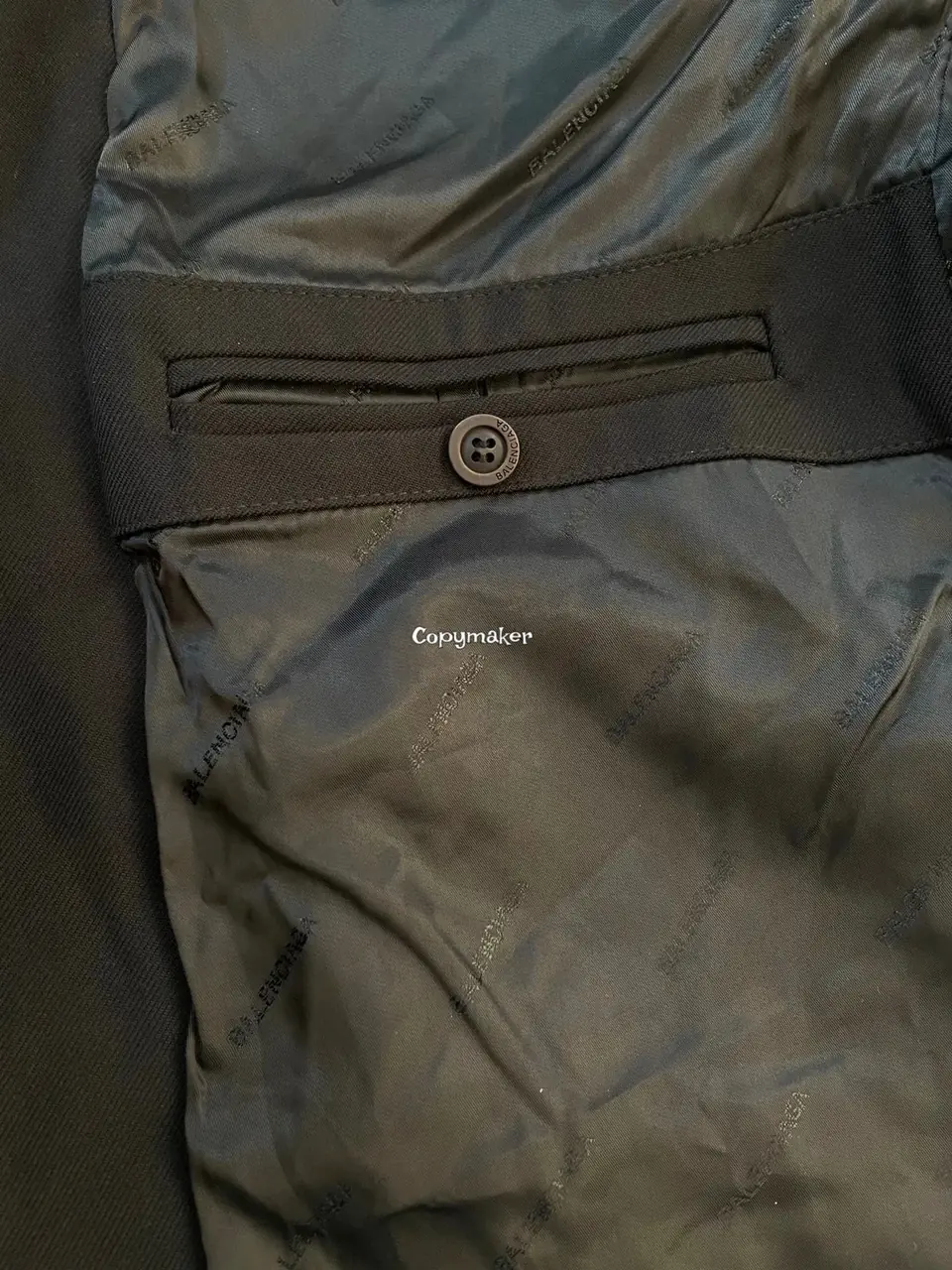 【現貨】巴黎 BLC 22FW 萬事達刺繡logo 復古 棉服西裝夾克外套