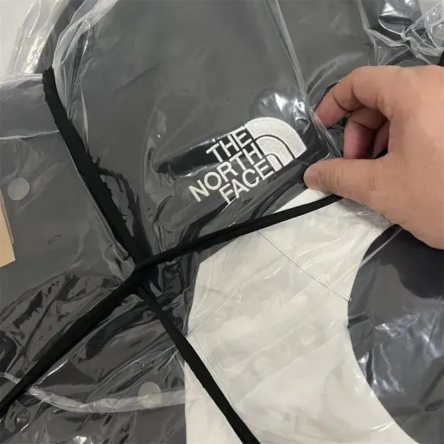 SUP 20FW week 10 x TNF 聯名 S logo Mountain Jacket 衝鋒衣 風衣外套