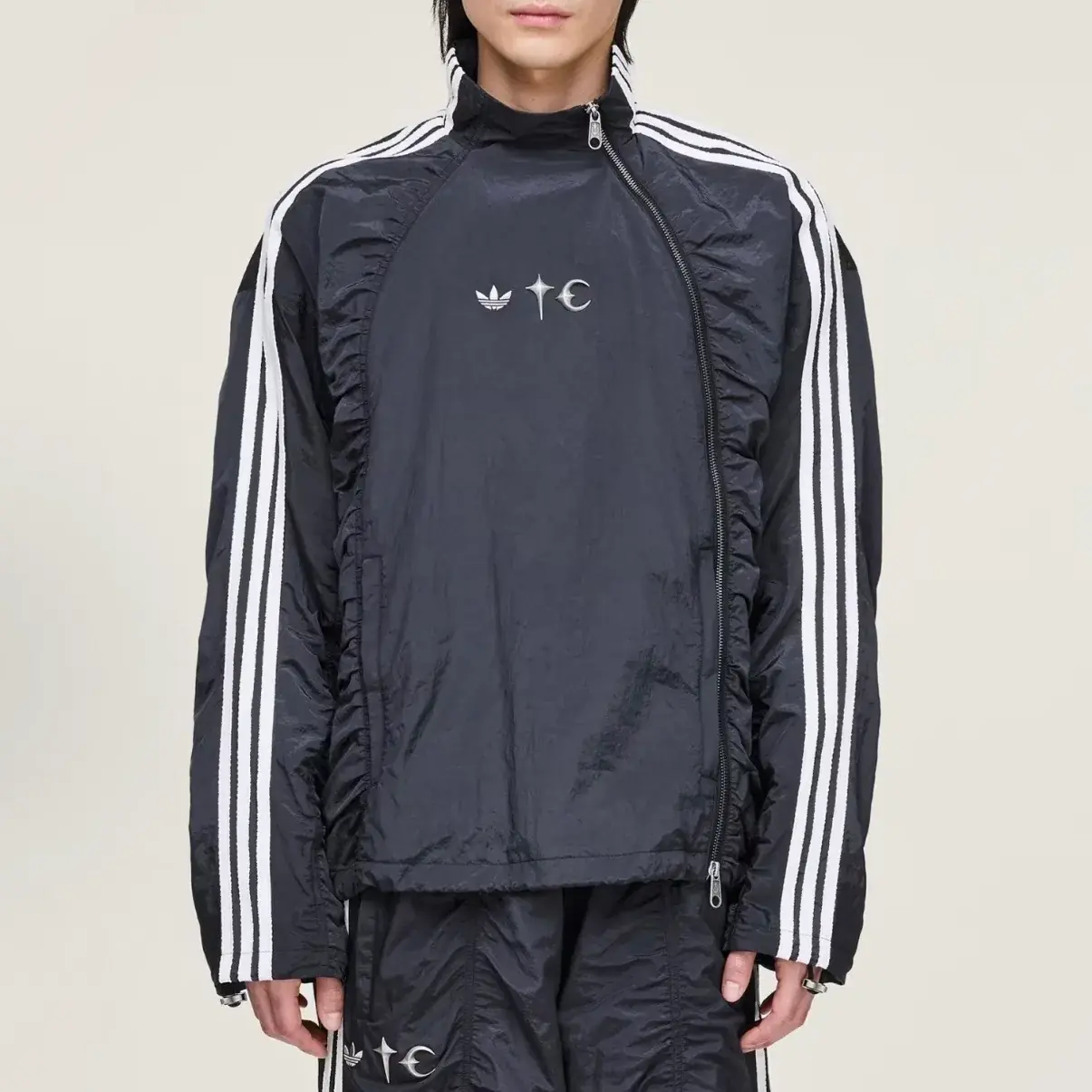【現貨】THUG CLUB x AD originals 25FW 聯名 鍍銀logo 金屬尼龍皺摺 衝鋒衣夾克外套